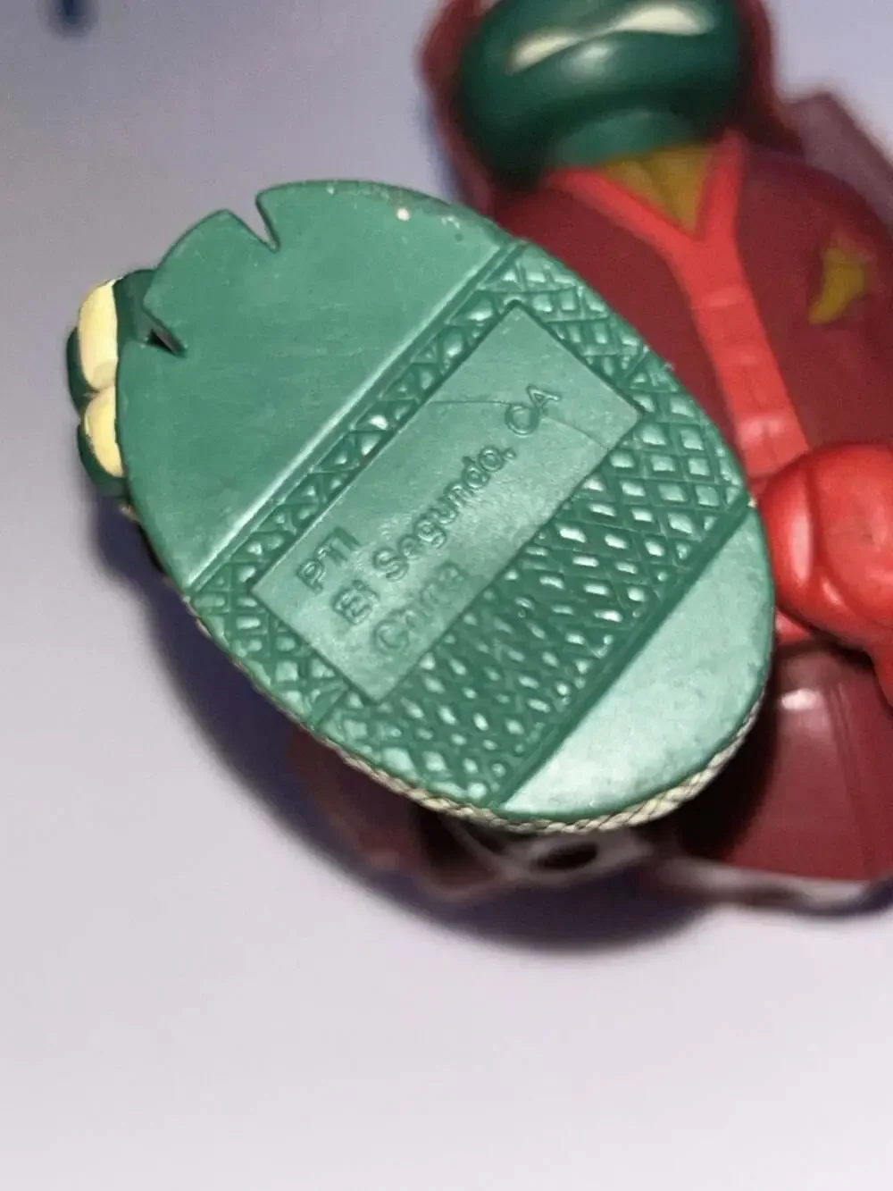 Teenage Mutant Ninja Turtles TMNT Battle N Throw Raphael Action Figure 2013 Play
